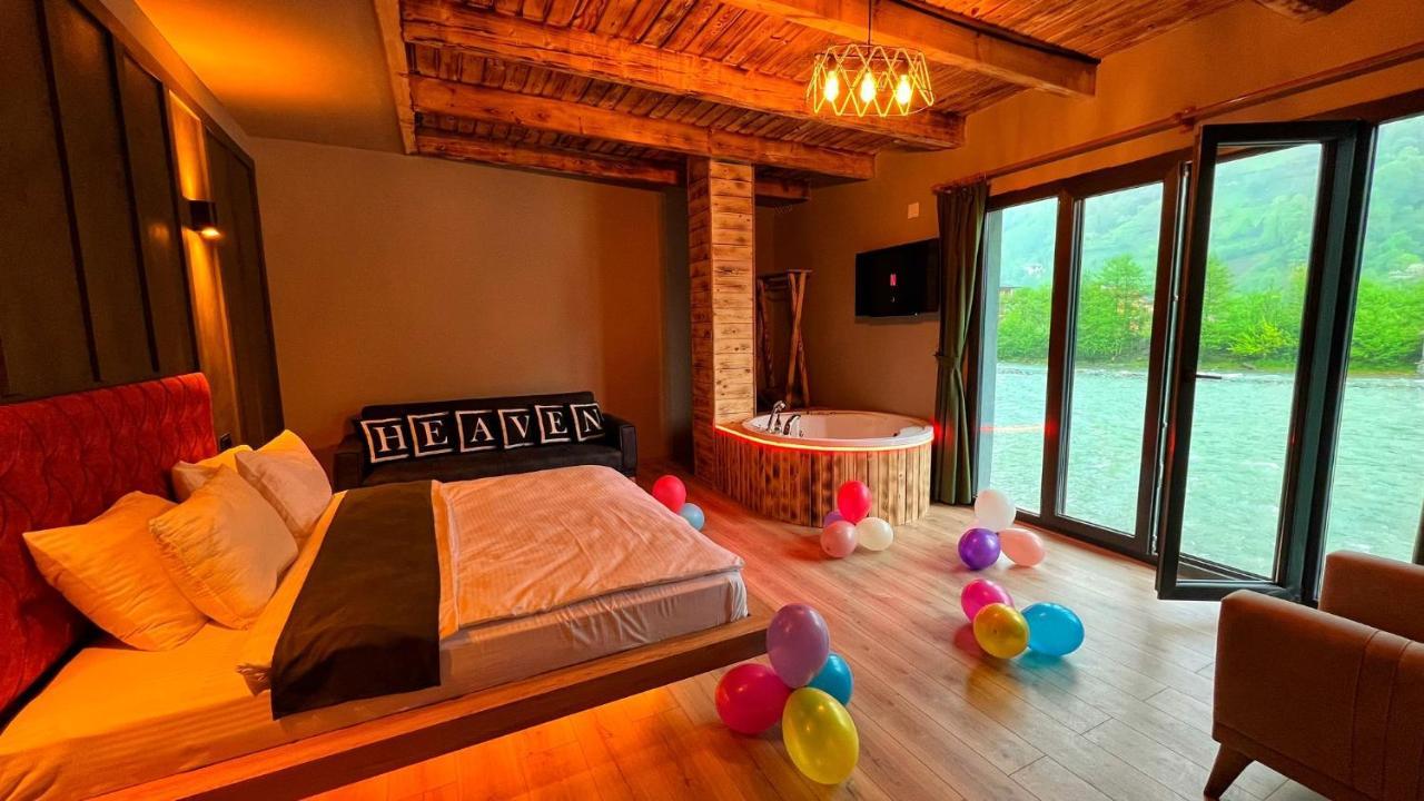 Heaven Vip Wooden Palace Bed & Breakfast Ardesen Luaran gambar