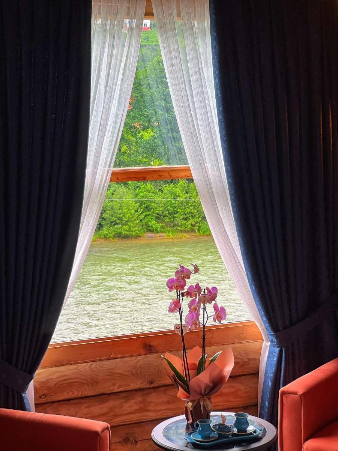 Heaven Vip Wooden Palace Bed & Breakfast Ardesen Luaran gambar